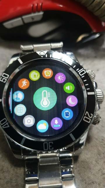 CasualWatch, un elegante smartwatch da uomo - Image 9