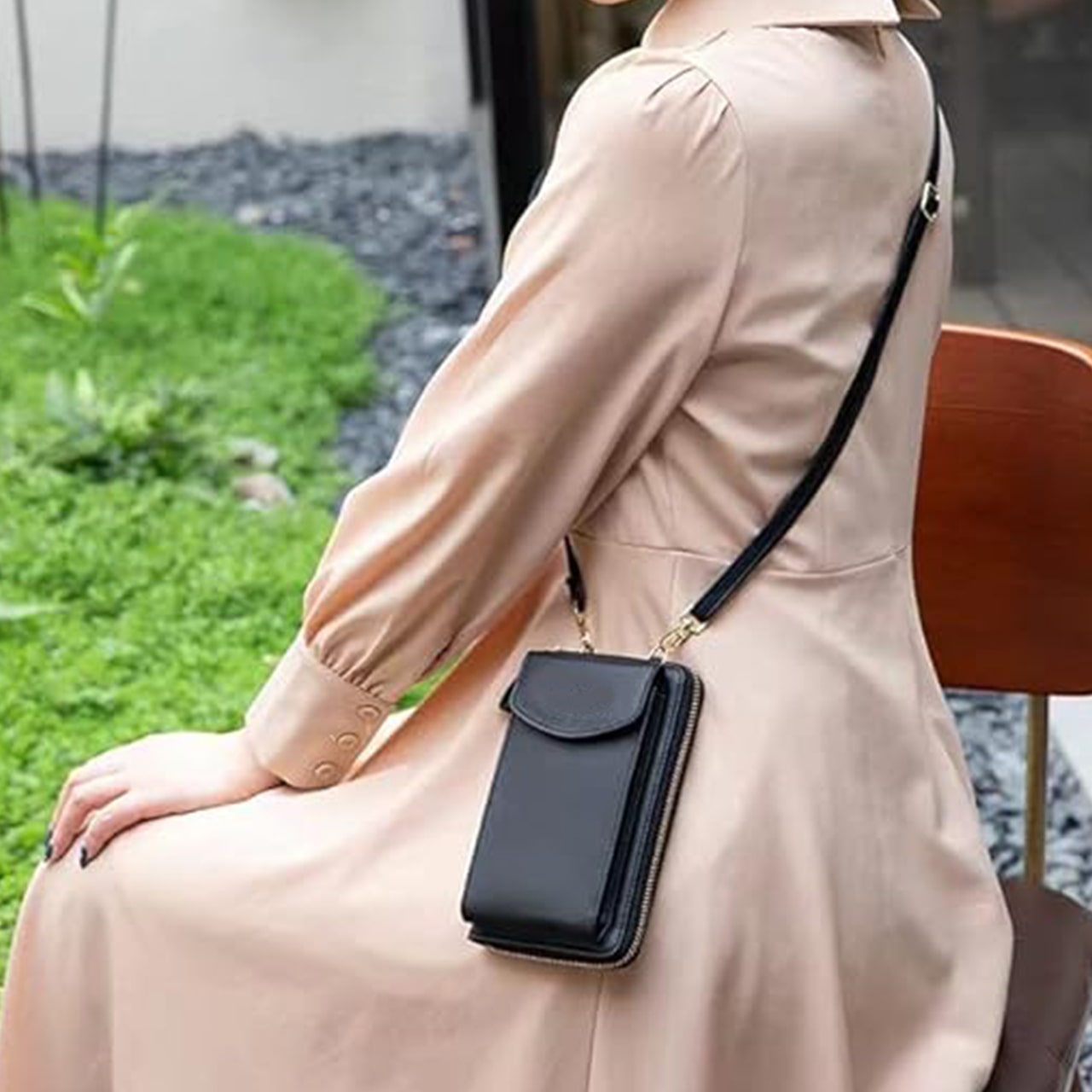 ClutchWallet, la borsa minimalista da donna - Image 4