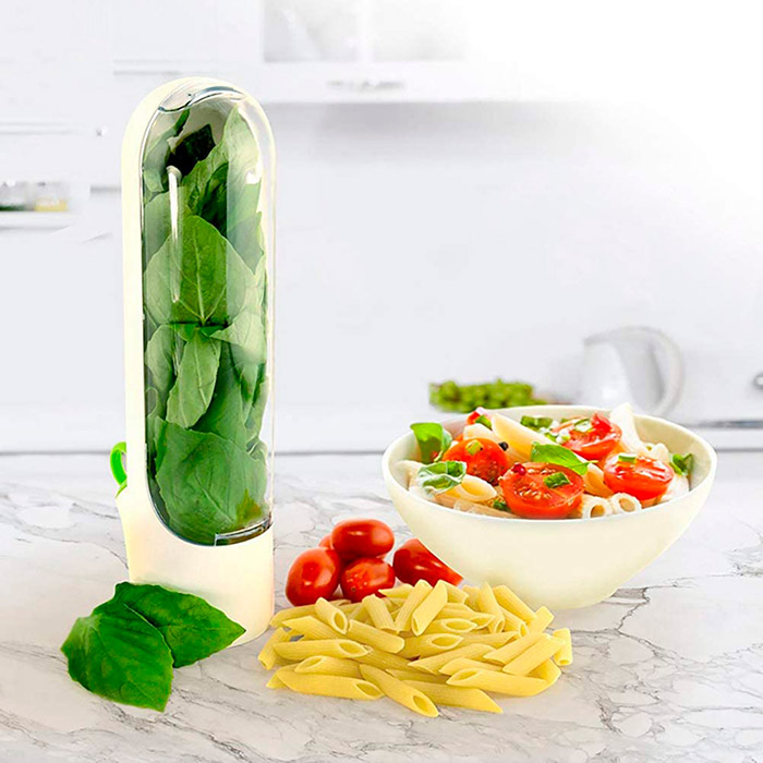 Il contenitore ha una finestra trasparente che ti offre un'ottima vista di spezie, frutta, erbe, verdure, ecc. che stai conservando!