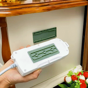 NoTrace, un supporto autoadesivo per vari accessori da attaccare alla parete o ai mobili - Image 9