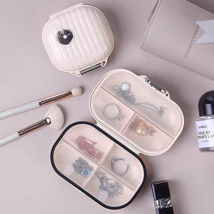 Organizza le tue medicine, gioielli e altri piccoli gadget!