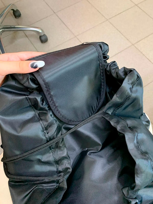 Pouch, una pochette da donna per conservare vari accessori - Image 10