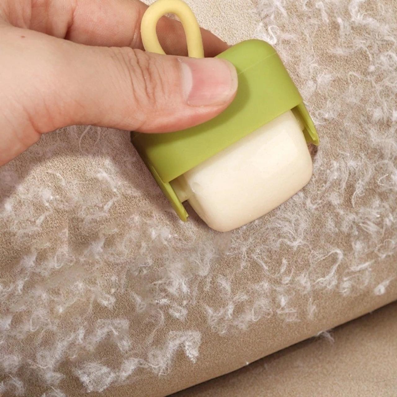 Invece di comprare rulli usa e getta, basta lavare questo rullo sotto l'acqua e usarlo di nuovo - in modo sostenibile ed economico.