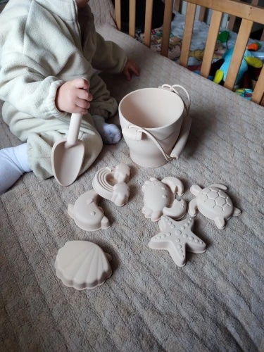 SandBucket, set di giocattoli per sabbiera per bambini da 8 pezzi - Image 9