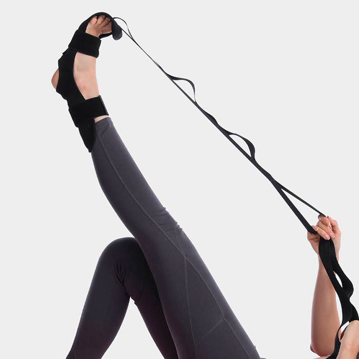 La fascia elastica è la scelta perfetta per allungare e rilassare i muscoli dopo allenamenti intensi o dopo lunghi periodi di tempo seduti!