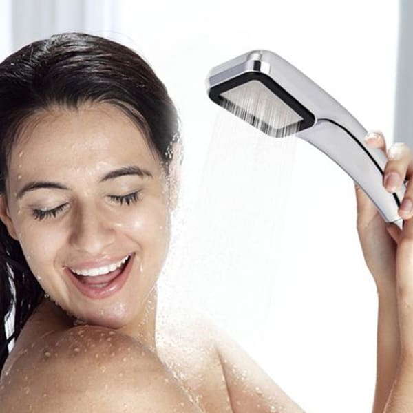 TurboShower, doccia a mano con getto potente e bsaso consumo energetico - Image 7