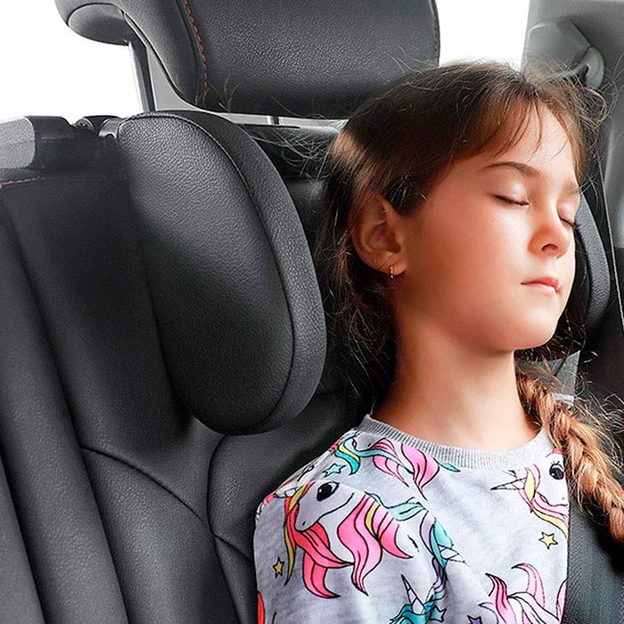 Lo schienale dell'auto è facile da installare e può essere spostato di 180 gradi!