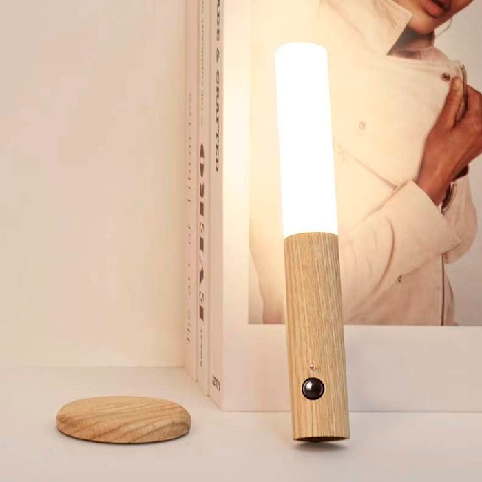 WallSensor, una lampada sensore in legno elegante - Image 3